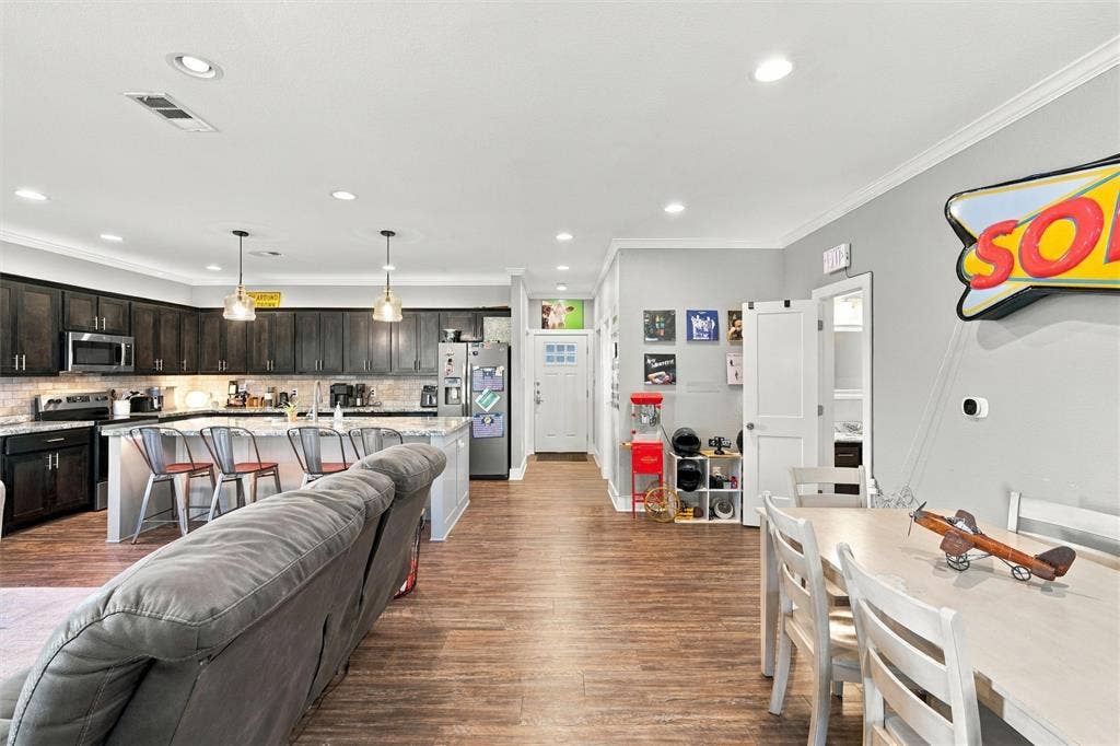 1302 Bagby Avenue, Waco, TX 76706 1302 Bagby Avenue, Waco, TX 76706