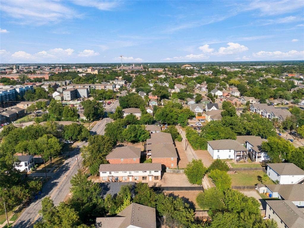 1302 Bagby Avenue, Waco, TX 76706 1302 Bagby Avenue, Waco, TX 76706