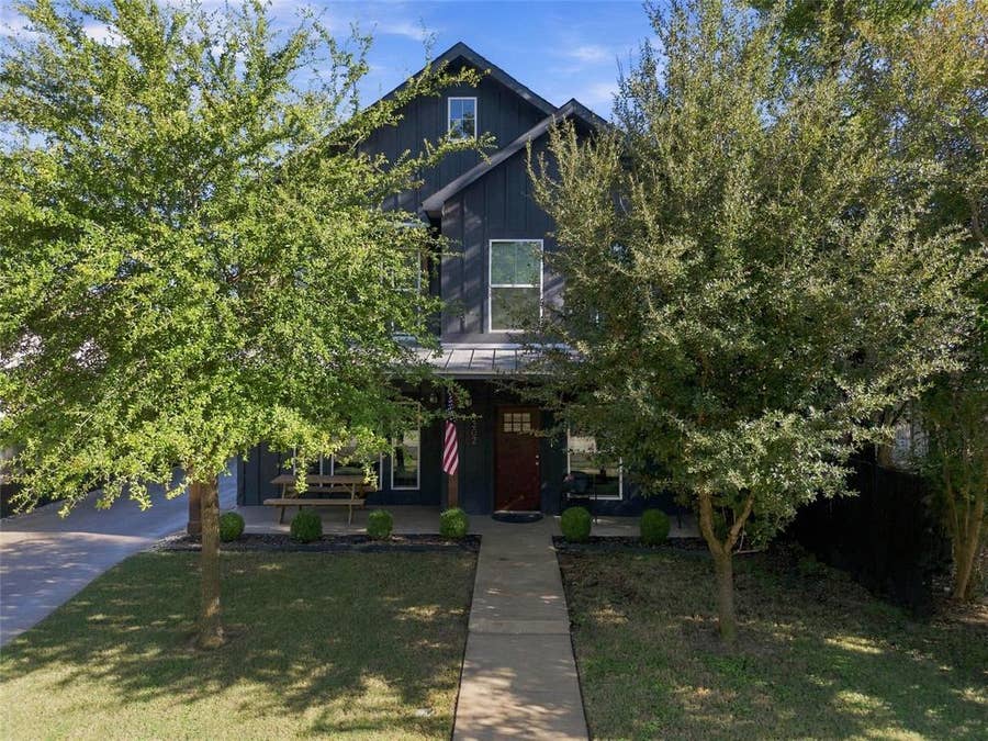 Property photo for 1302 Bagby Avenue, Waco, TX