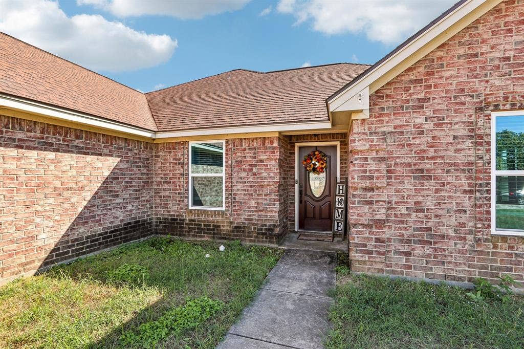 205 Quail Run, Aubrey, TX 76227