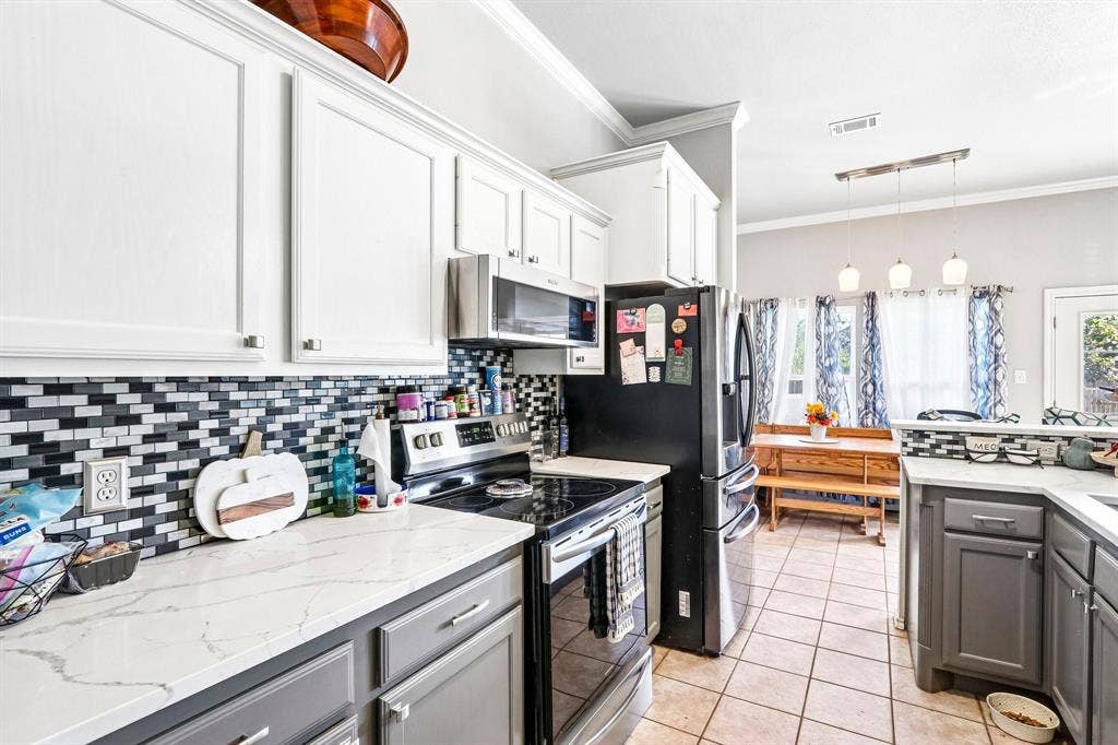 205 Quail Run, Aubrey, TX 76227