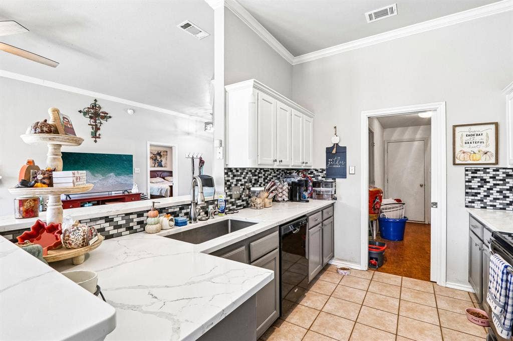 205 Quail Run, Aubrey, TX 76227