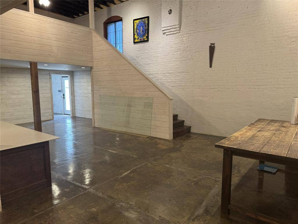 110 S Houston Avenue, #I, Denison, TX 75021