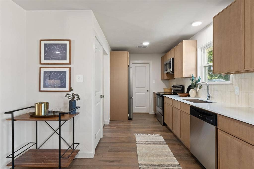 613 E Tyler Street, Richardson, TX 75081