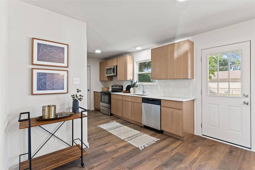 613 E Tyler Street, Richardson, TX 75081