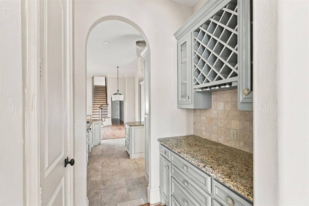 6649 Canyon Oaks Circle, Plano, TX 75024