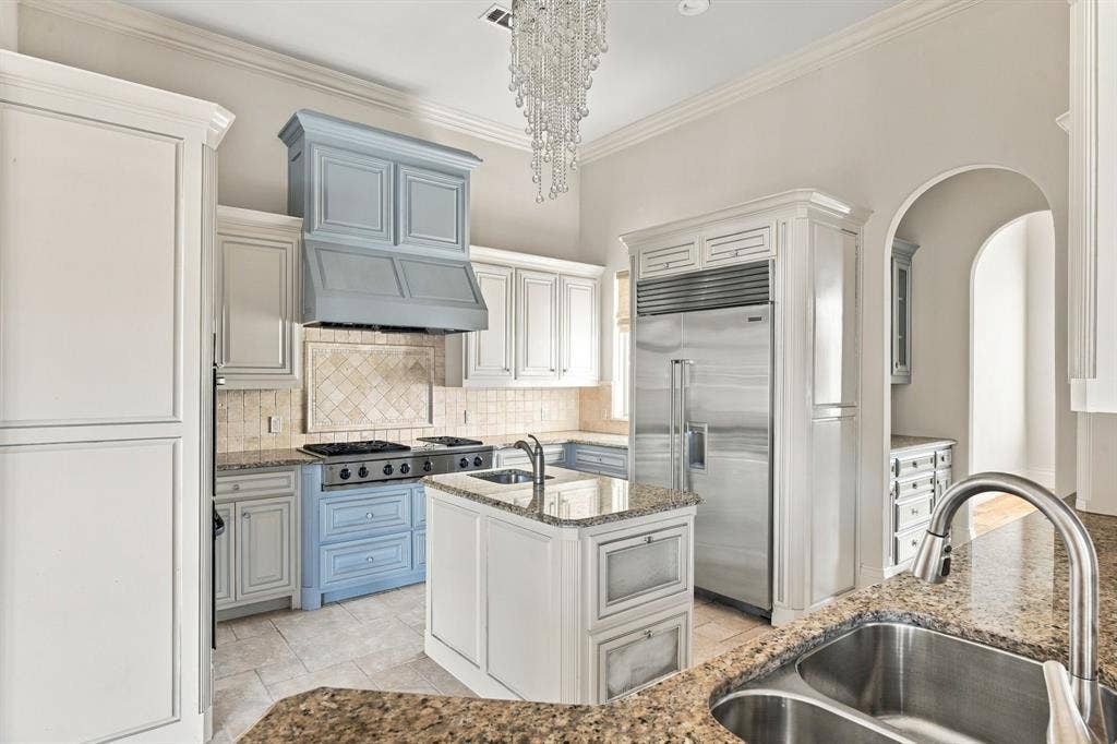 6649 Canyon Oaks Circle, Plano, TX 75024
