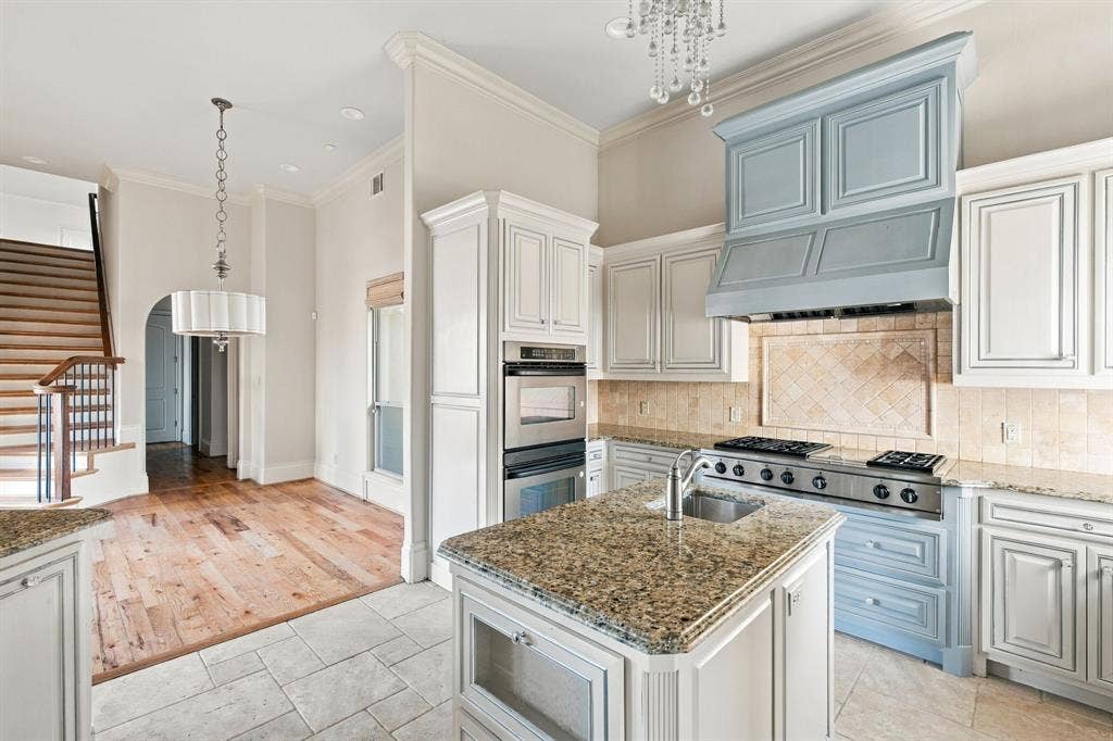 6649 Canyon Oaks Circle, Plano, TX 75024
