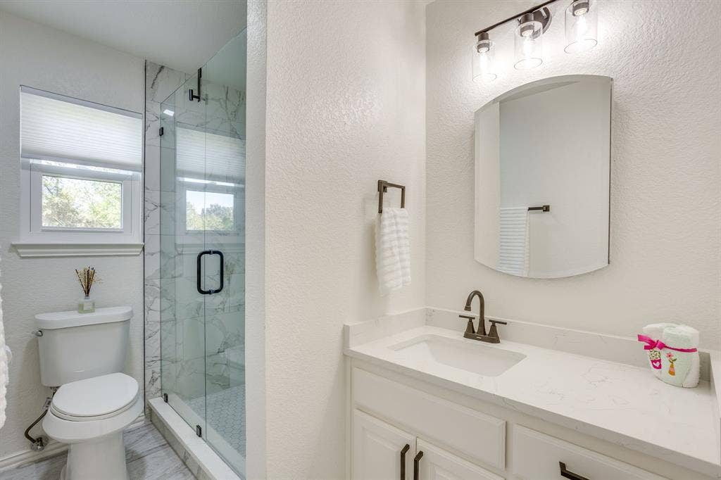 6201 E Fm 4, Grandview, TX 76050