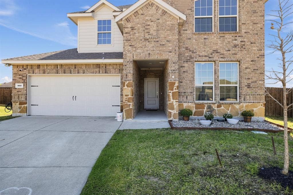 302 Cliffmere Drive, Fate, TX 75087 302 Cliffmere Drive, Fate, TX 75087