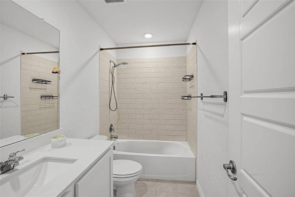 302 Cliffmere Drive, Fate, TX 75087 302 Cliffmere Drive, Fate, TX 75087