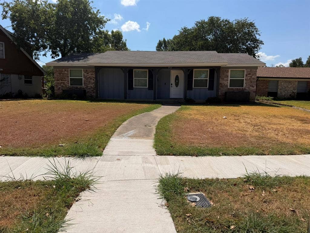 3932 Sun Valley Court, Irving, TX 75062 3932 Sun Valley Court, Irving, TX 75062