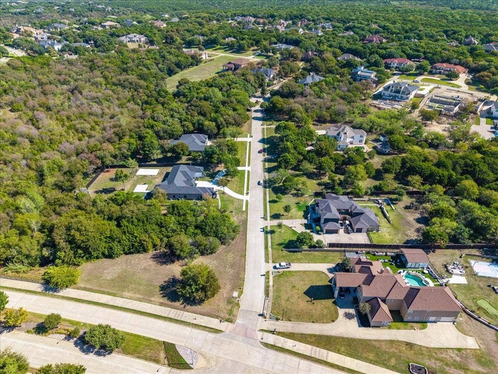 2431 Diamond Point Drive, Cedar Hill, TX 75104