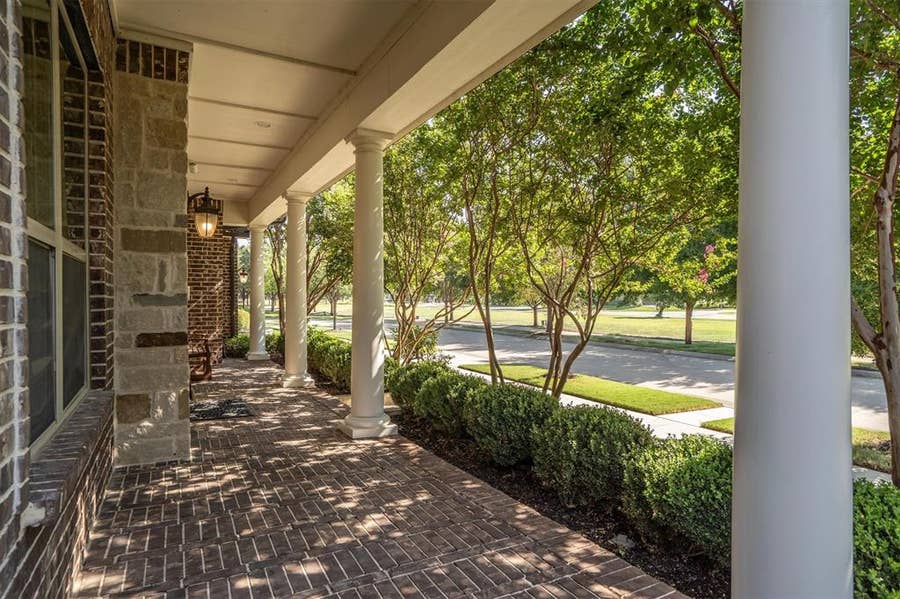 Property photo for 1305 5th Street, Argyle, TX