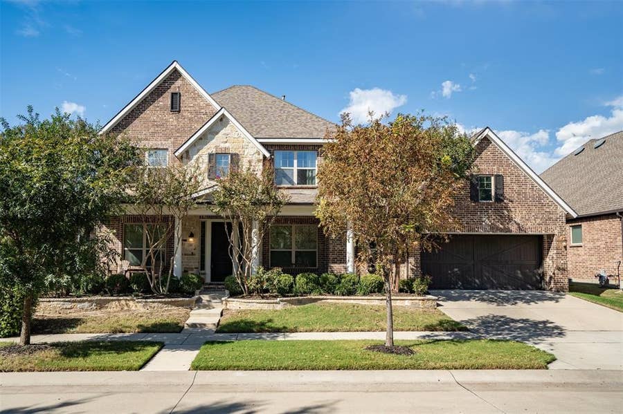 Property photo for 1305 5th Street, Argyle, TX
