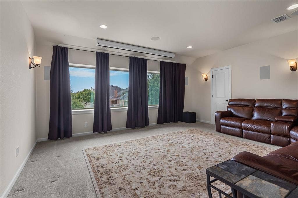 1305 5th Street, Argyle, TX 76226