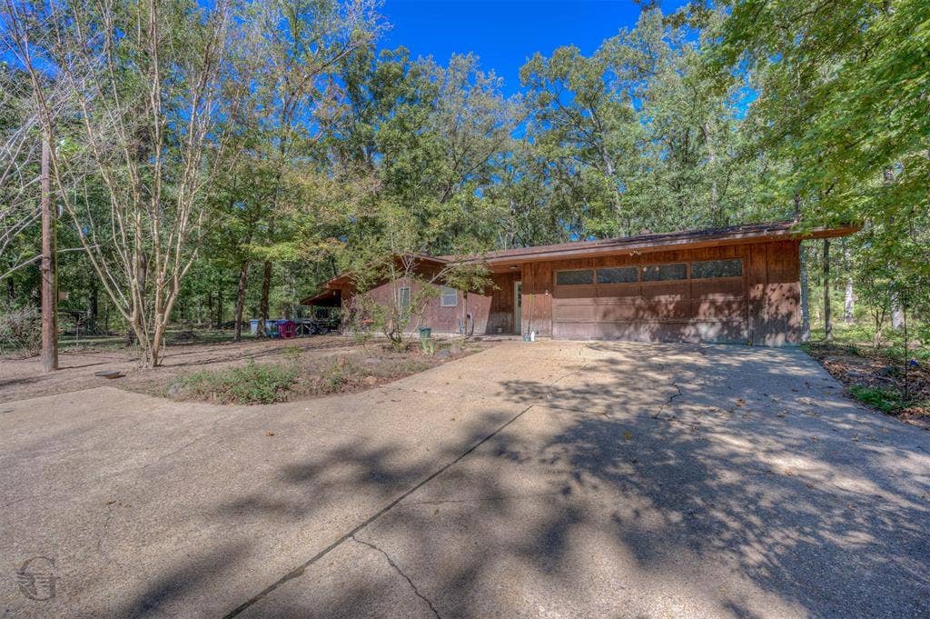 4320 Circle Square Drive, Mooringsport, LA 71060 4320 Circle Square Drive, Mooringsport, LA 71060