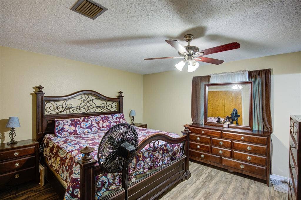 4320 Circle Square Drive, Mooringsport, LA 71060 4320 Circle Square Drive, Mooringsport, LA 71060