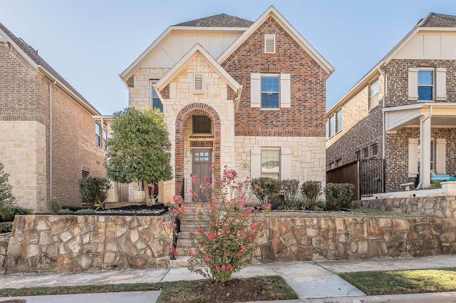 Property photo for 1279 Ocean Breeze Drive, Flower Mound, TX
