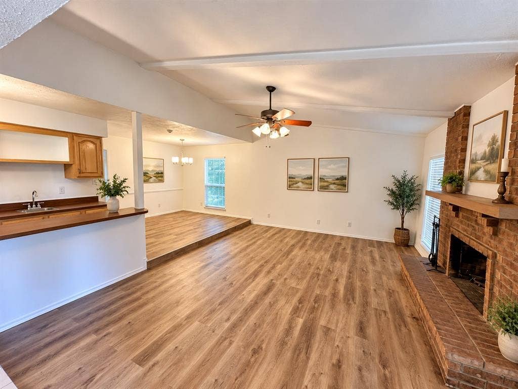 1101 Lombardy Drive, Plano, TX 75023 1101 Lombardy Drive, Plano, TX 75023