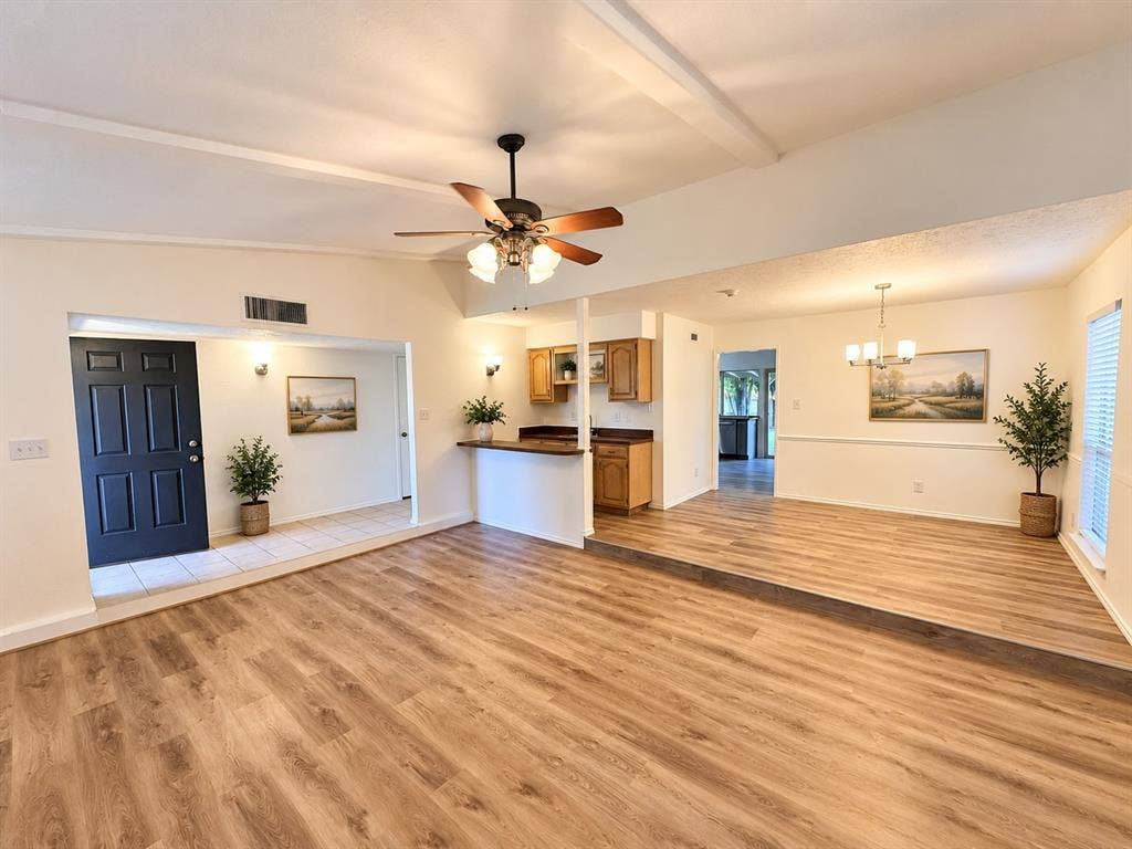 1101 Lombardy Drive, Plano, TX 75023 1101 Lombardy Drive, Plano, TX 75023