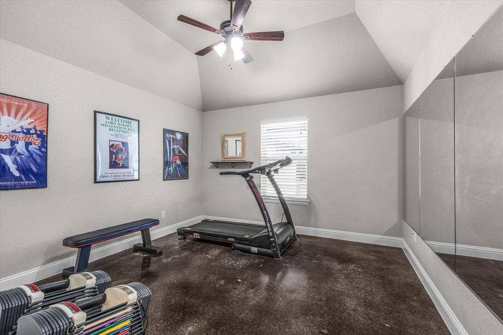 116 Rasha Drive, Azle, TX 76020 Bedroom or Flex Space