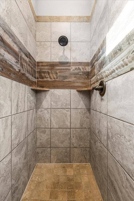 116 Rasha Drive, Azle, TX 76020 Primary Shower