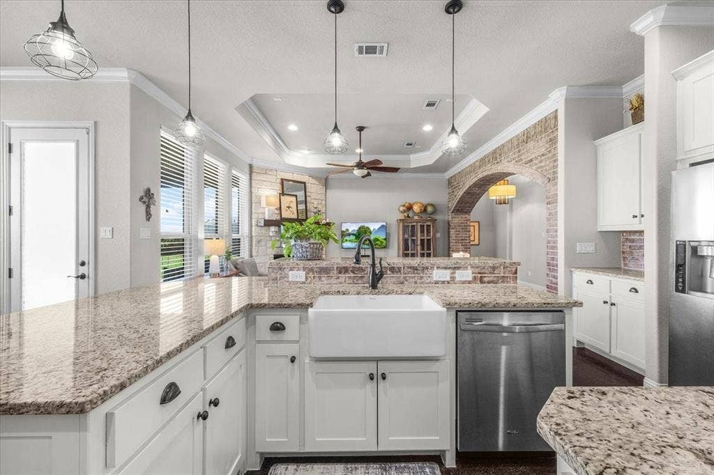 116 Rasha Drive, Azle, TX 76020 116 Rasha Drive, Azle, TX 76020