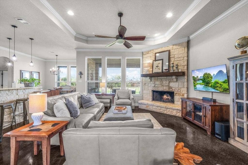 116 Rasha Drive, Azle, TX 76020 116 Rasha Drive, Azle, TX 76020