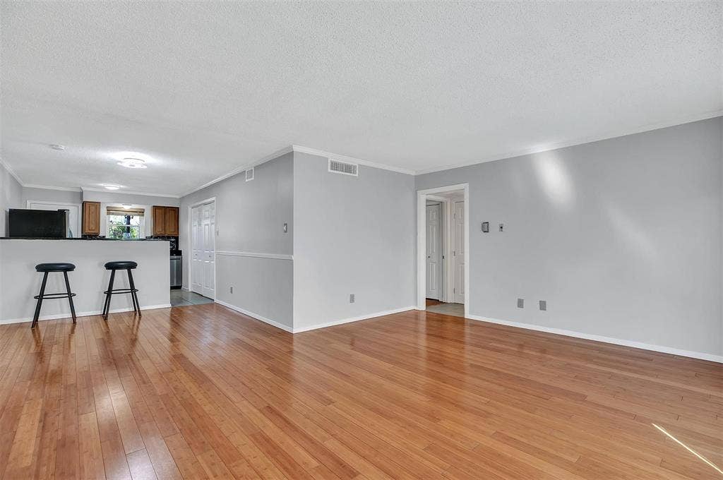 7705 Meadow Park Drive, #209, Dallas, TX 75230 7705 Meadow Park Drive, #209, Dallas, TX 75230