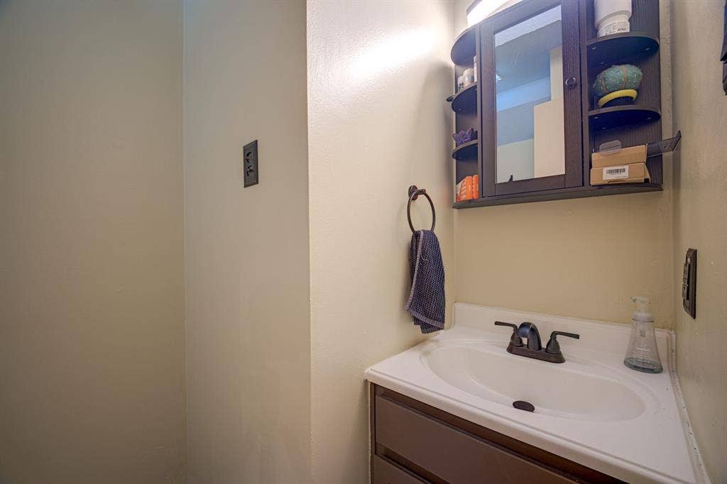 4909 Oak Bluff, Mesquite, TX 75150 4909 Oak Bluff, Mesquite, TX 75150