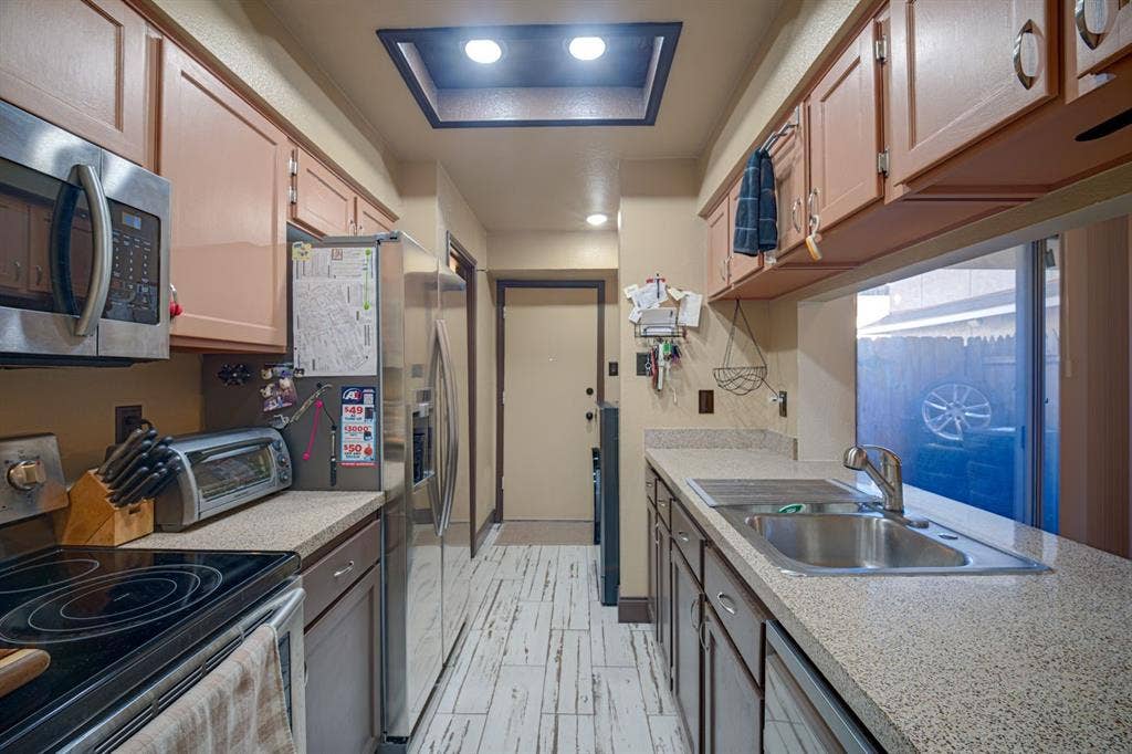 4909 Oak Bluff, Mesquite, TX 75150 4909 Oak Bluff, Mesquite, TX 75150