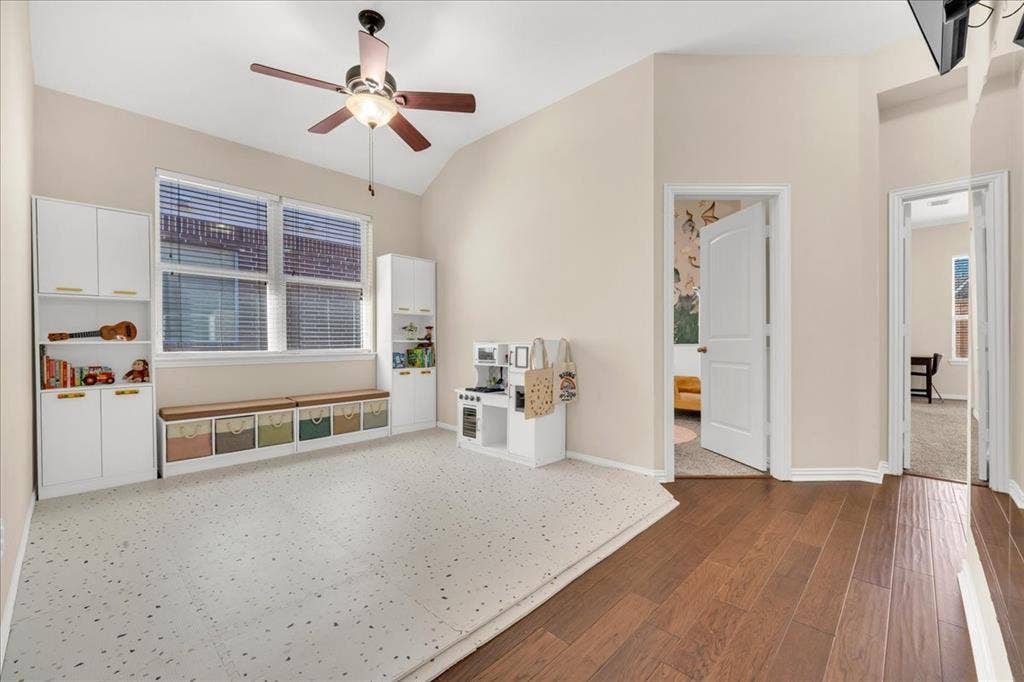 5612 Hampshire Drive, McKinney, TX 75070 5612 Hampshire Drive, McKinney, TX 75070