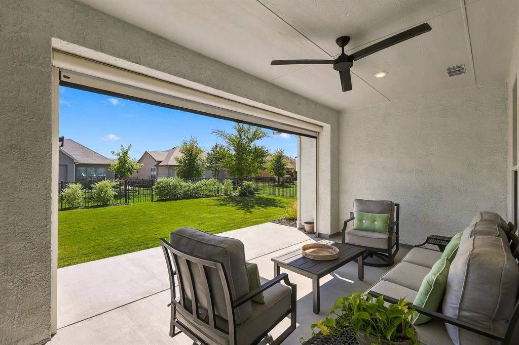 12525 Copper Ore Way, Denton, TX 76207