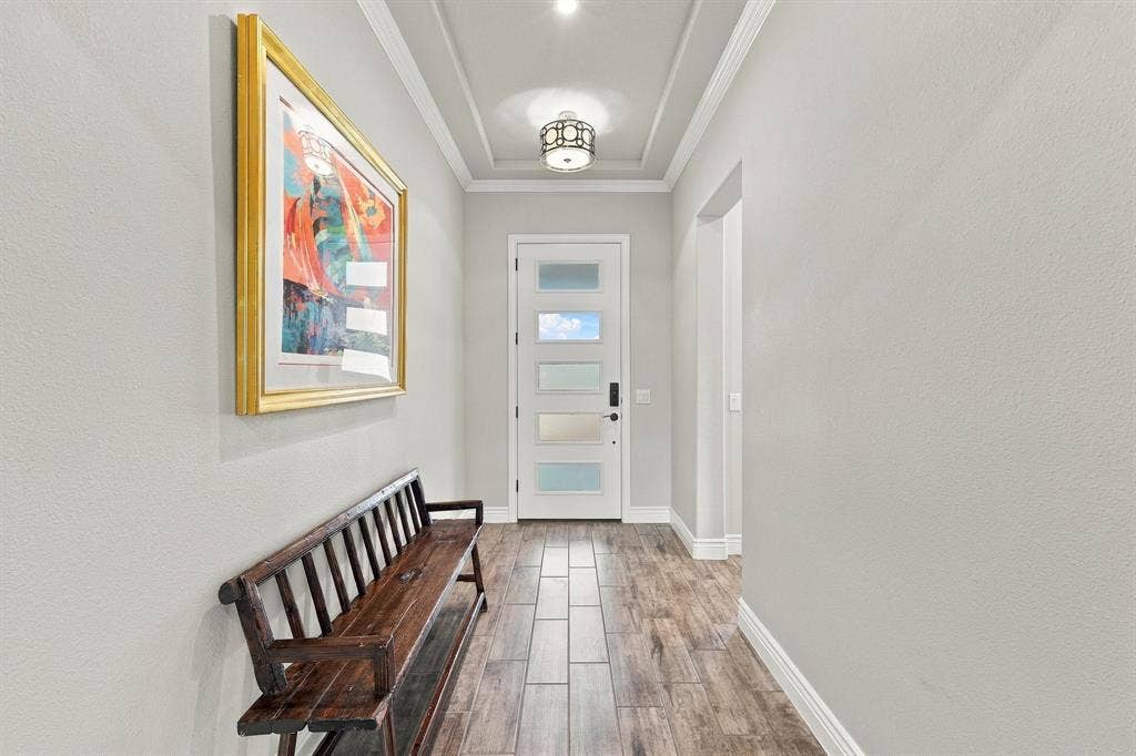 Inviting front entry