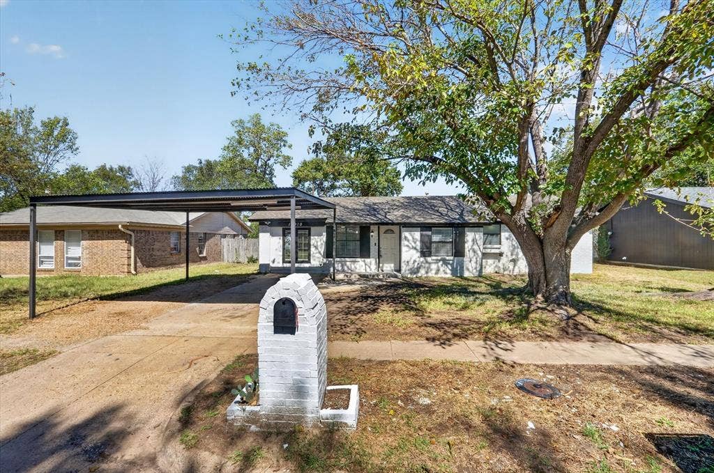 14910 Marsha Drive, Balch Springs, TX 75180 14910 Marsha Drive, Balch Springs, TX 75180