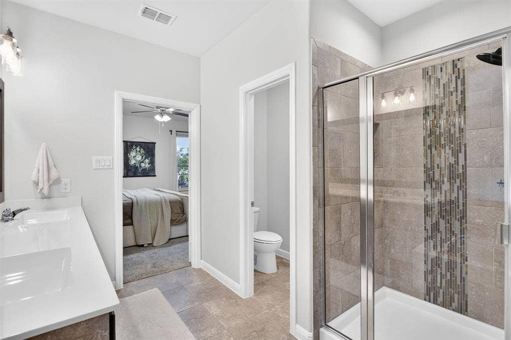 1121 Lakin Road, Fort Worth, TX 76177 1121 Lakin Road, Fort Worth, TX 76177