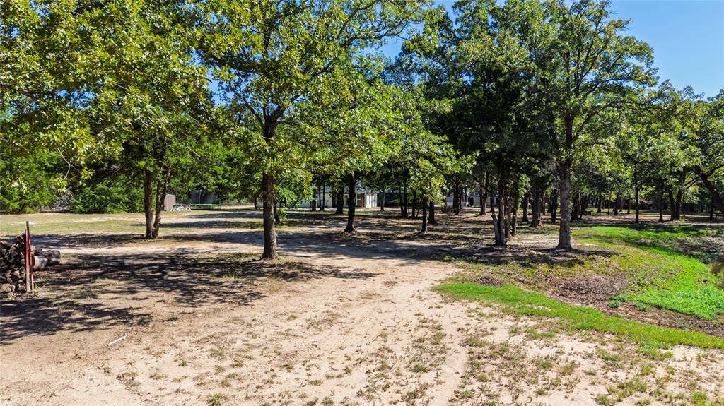 6850 Deer Trail, Quinlan, TX 75474