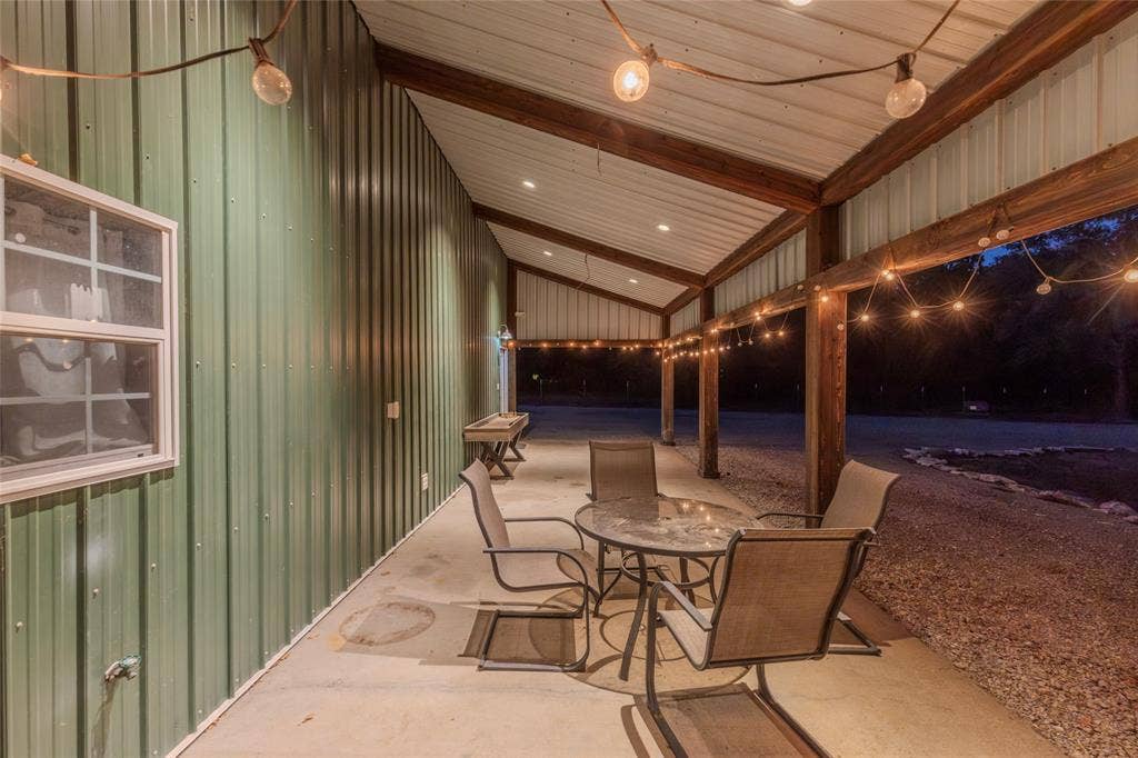 6850 Deer Trail, Quinlan, TX 75474