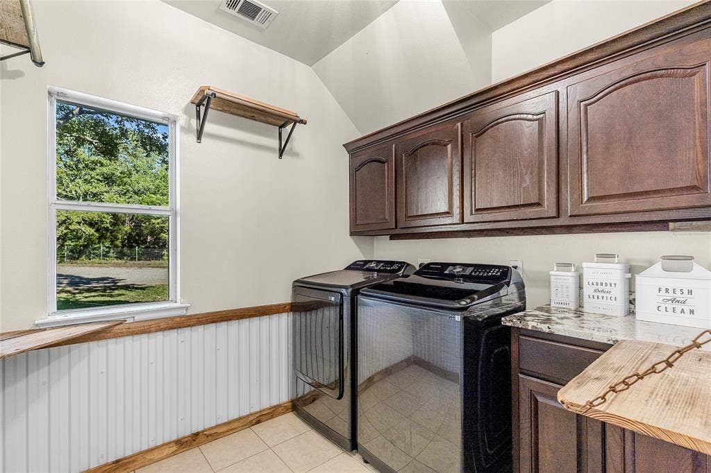 6850 Deer Trail, Quinlan, TX 75474