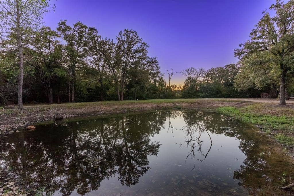 6850 Deer Trail, Quinlan, TX 75474