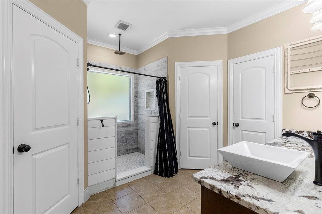 6850 Deer Trail, Quinlan, TX 75474