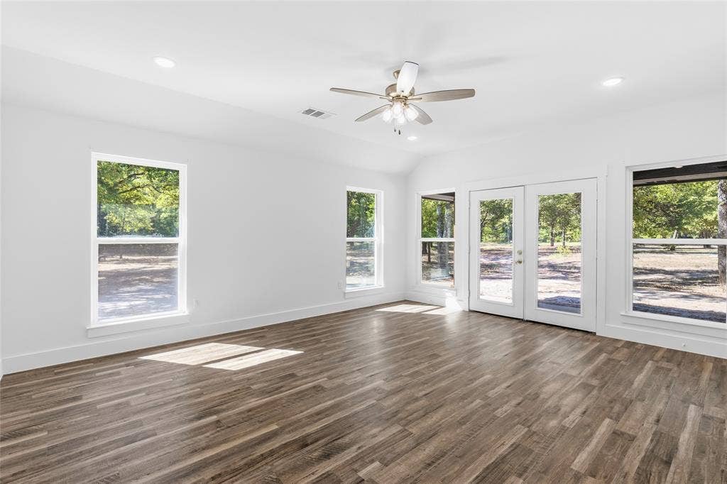 6850 Deer Trail, Quinlan, TX 75474