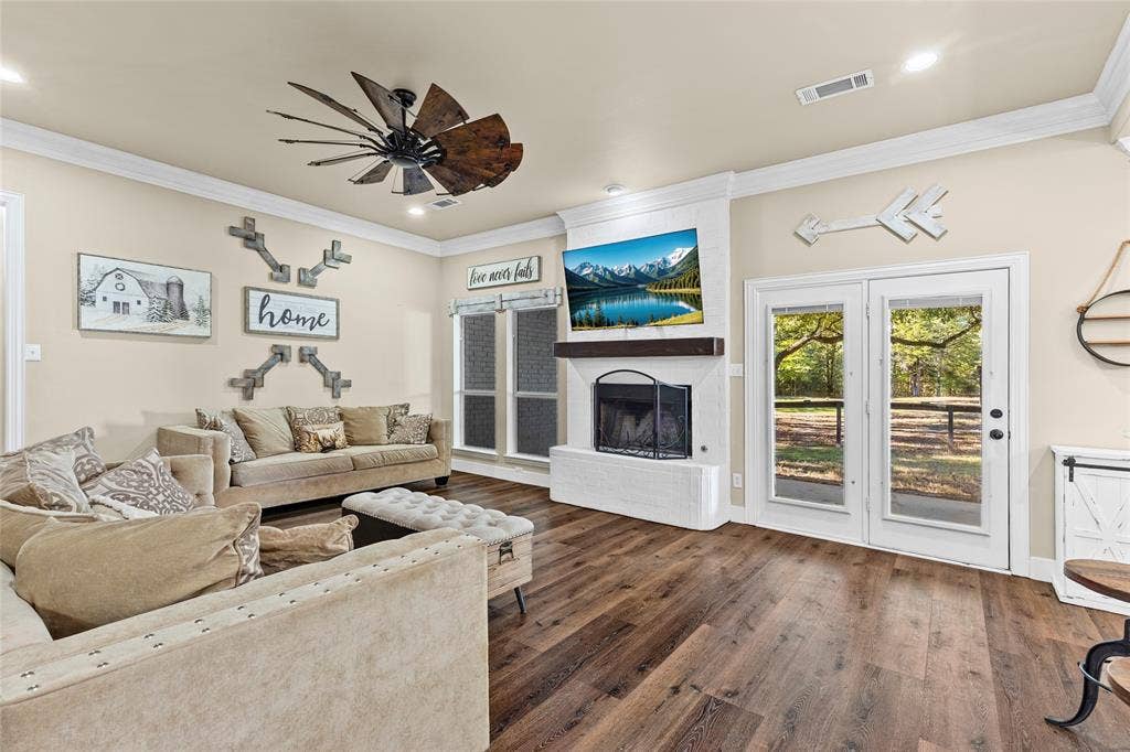 6850 Deer Trail, Quinlan, TX 75474