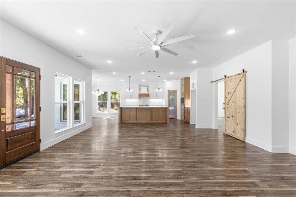 6850 Deer Trail, Quinlan, TX 75474