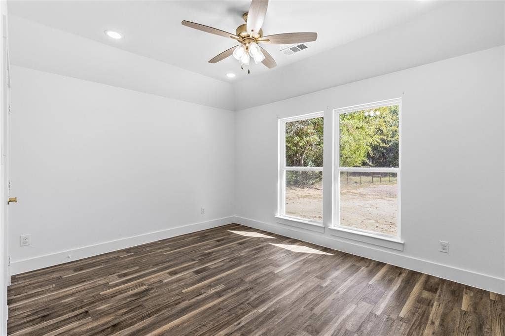 6850 Deer Trail, Quinlan, TX 75474