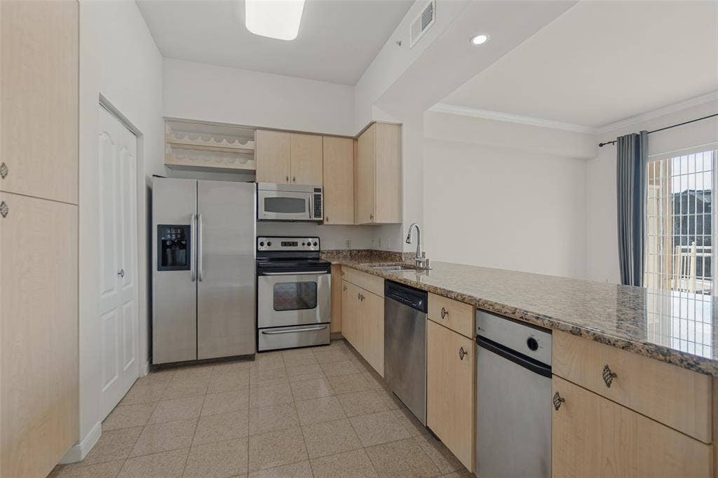 3225 Turtle Creek Boulevard, #1012, Dallas, TX 75219 3225 Turtle Creek Boulevard, #1012, Dallas, TX 75219