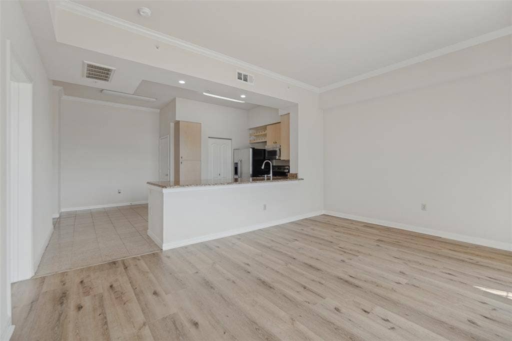 3225 Turtle Creek Boulevard, #1012, Dallas, TX 75219 3225 Turtle Creek Boulevard, #1012, Dallas, TX 75219