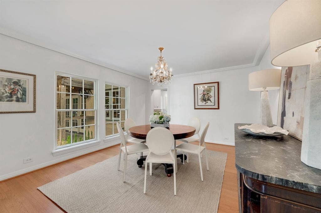 6826 Lakeshore Drive, Dallas, TX 75214