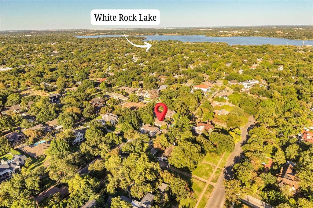 6826 Lakeshore Drive, Dallas, TX 75214